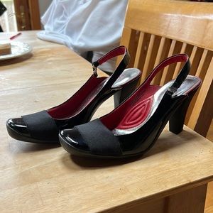 Kenneth Cole Reaction “Hype Dream” Heel